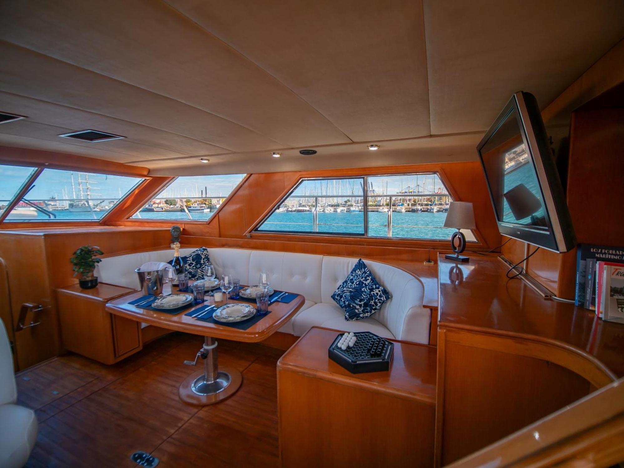 Master&Commander Valência Exterior foto